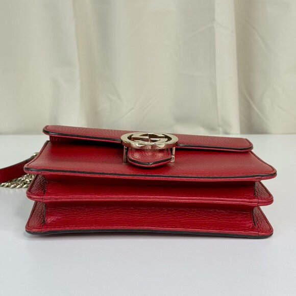 Gucci Red Leather GG Logo Crossbody Bag with Chain Strap & Gold Hardware - Picture 6 of 10